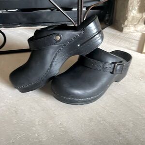 Dansko Women's black leather comfort Clogs strap or strapless mule 36 orthopedic